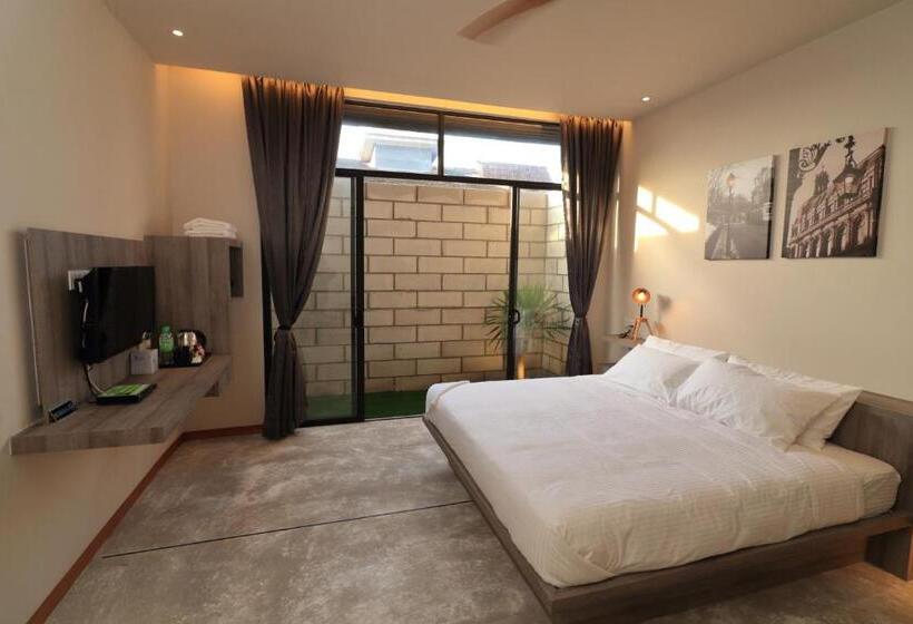 غرفة ديلوكس مزودة بتراس, Laman Sentosa Boutique Residence