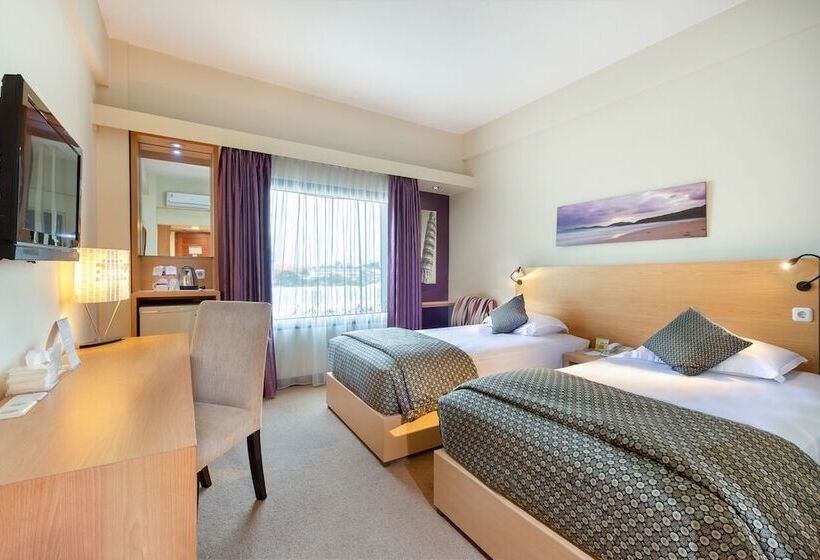 Deluxe Szoba, Lux Tychi