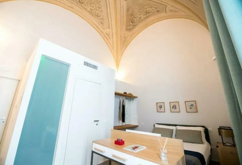 اتاق استاندارد سه نفره, Relais Luce Florence