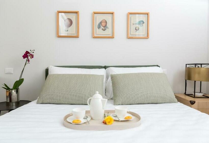 اتاق استاندارد سه نفره, Relais Luce Florence