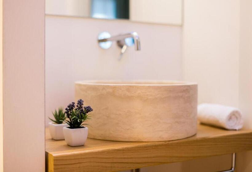 اتاق استاندارد, Relais Luce Florence