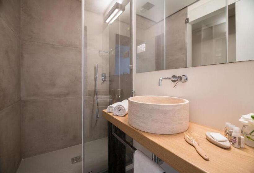 اتاق سوپریور, Relais Luce Florence