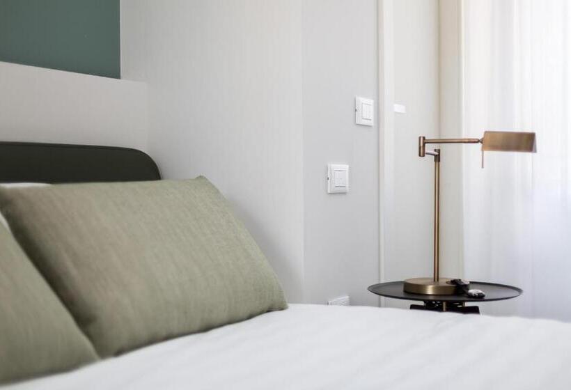 اتاق استاندارد یک نفره, Relais Luce Florence