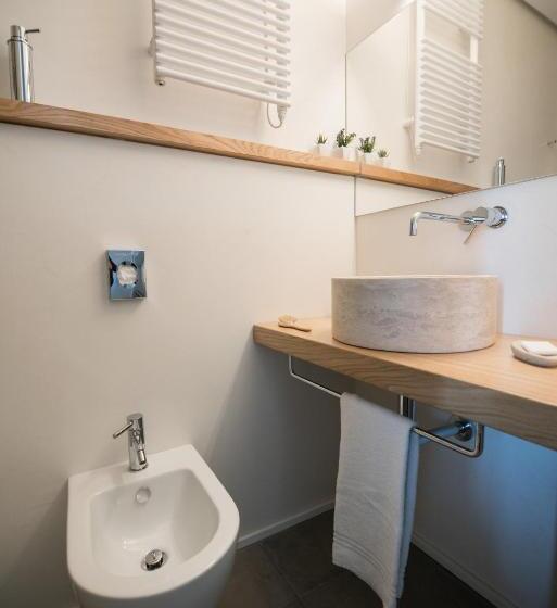 اتاق استاندارد, Relais Luce Florence