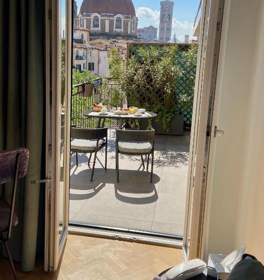 اتاق لوکس با بالکن, Relais Luce Florence