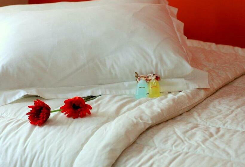 Delüks Oda, Roemah 28 Syariah