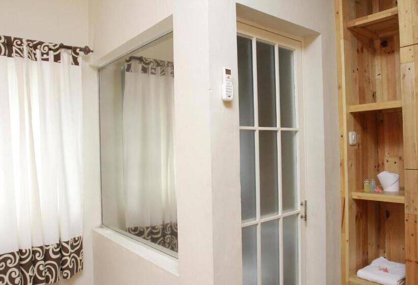 Delüks Oda, Roemah 28 Syariah