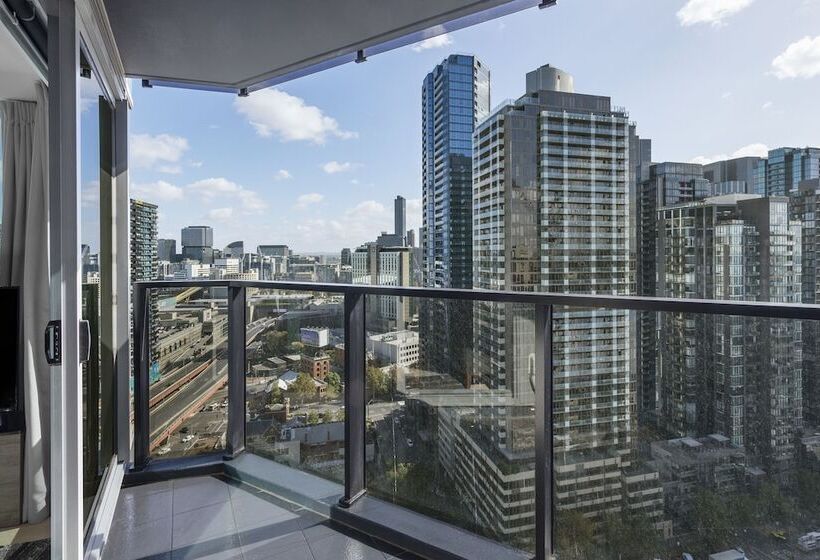 ２ベッドルームアパートメント, Imagine Marco