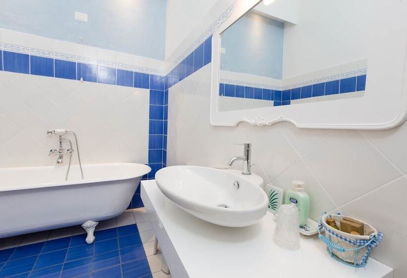 اتاق لوکس, Residenza D'epoca Palazzo Riblet