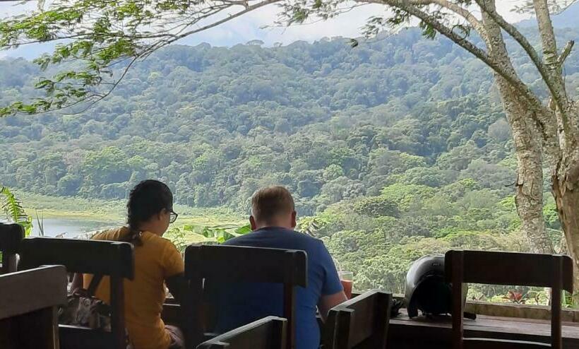 חדר דלוקס, Terrasse Du Lac Munduk