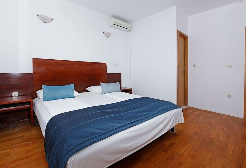 آپارتمان 1 خوابه, Apartments Vala