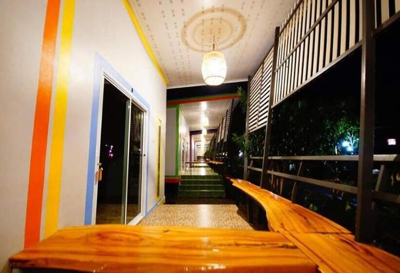 エコノミールーム, Boon Nam Fah Resort