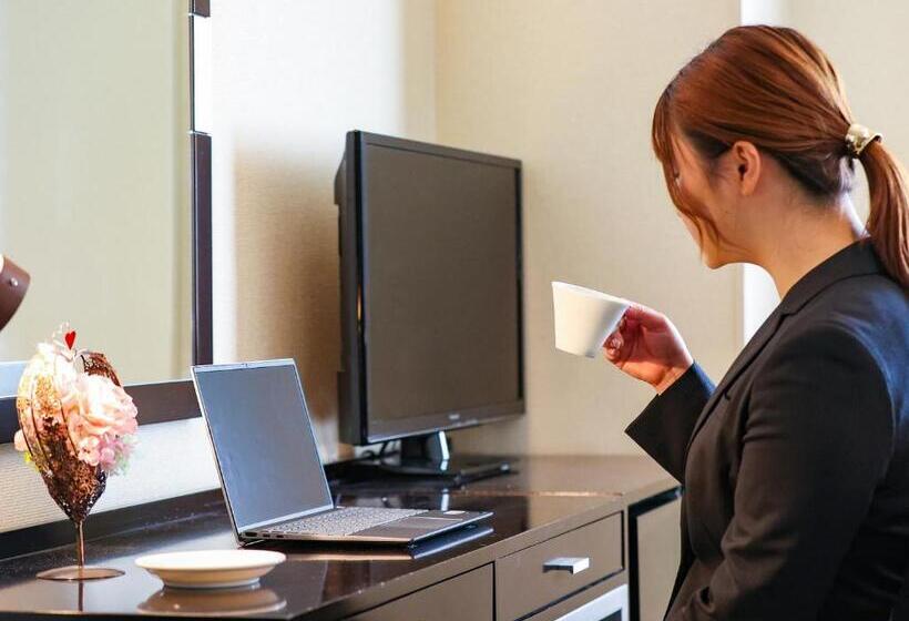 חדר דלוקס יחיד, Fukui