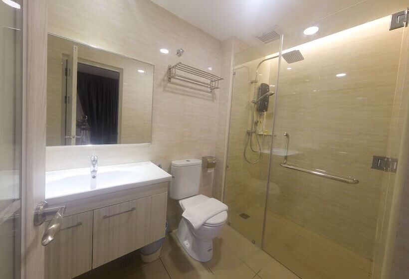 חדר דלוקס, Gm Grand Moments