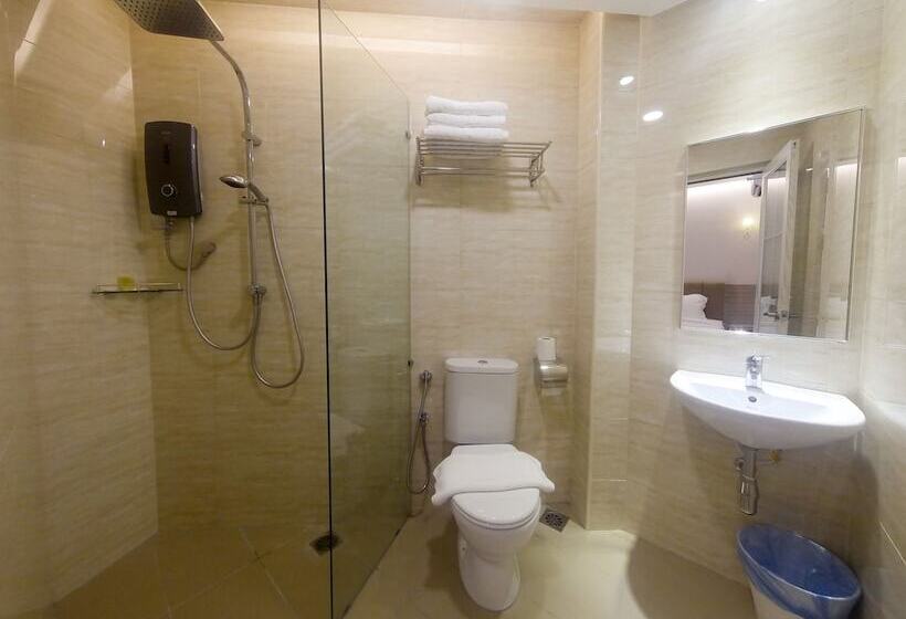 סטודיו אקזקיוטיב, Gm Grand Moments