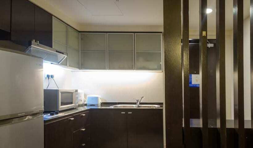 סטודיו אקזקיוטיב, Gm Grand Moments