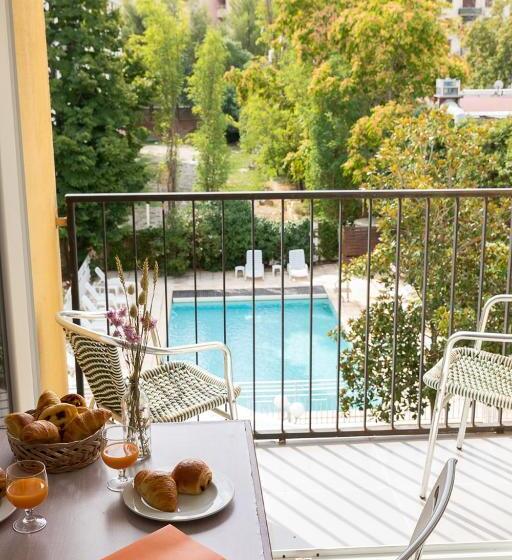 스탠다드 스튜디오, Appart Hotel Corte Hr