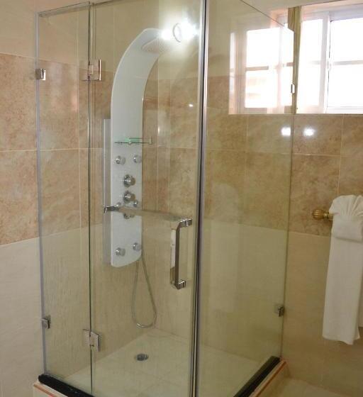 اتاق لوکس, Negril Sky Blue Resorts Ltd