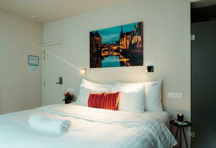 Студио Стандарт с Террасой, The House Of Edward