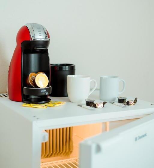 Номер Deluxe, The House Of Edward