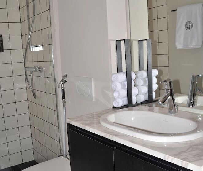 Студио Стандарт с Террасой, The House Of Edward