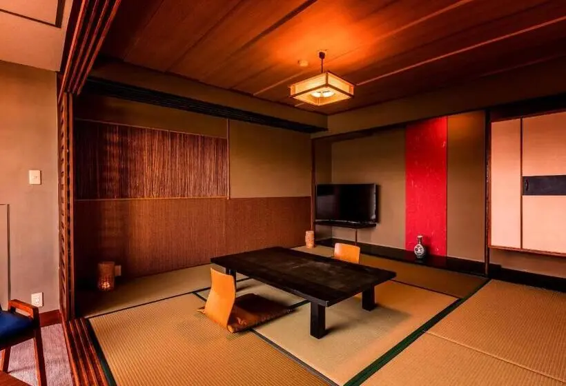 Superior-huone, Ooedo Onsen Monogatari Premium Shirahama Saichoraku