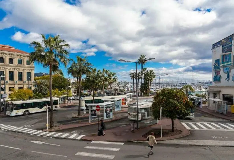 １ベッドルームアパートメント, Very Charming Studio Apartment On Port In Cannes A Short Walk To Palais With Aircon And Internet 411