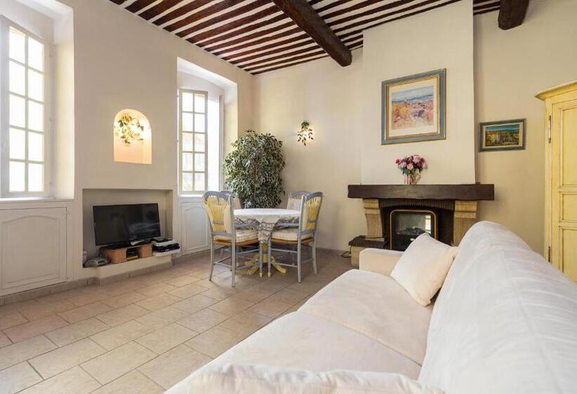带1个卧室的公寓, Very Charming Studio Apartment On Port In Cannes A Short Walk To Palais With Aircon And Internet 411
