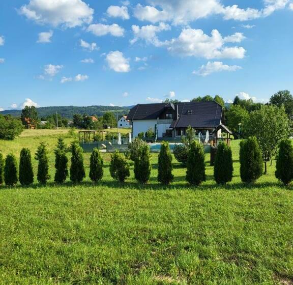 غرفة قياسية ثلاثية مزودة بشرفة, Villa Stone