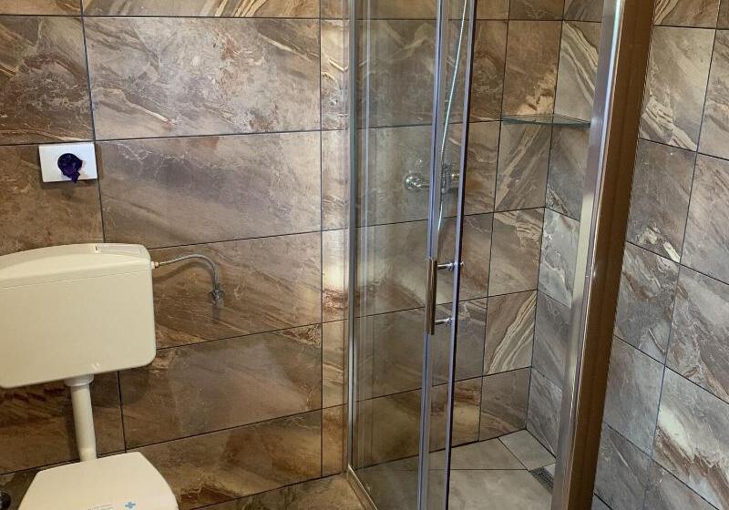 غرفة قياسية سرير كينج, Villa Stone