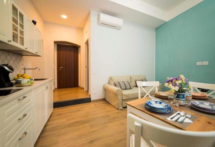 غرفة عائلية, B&b Umberto