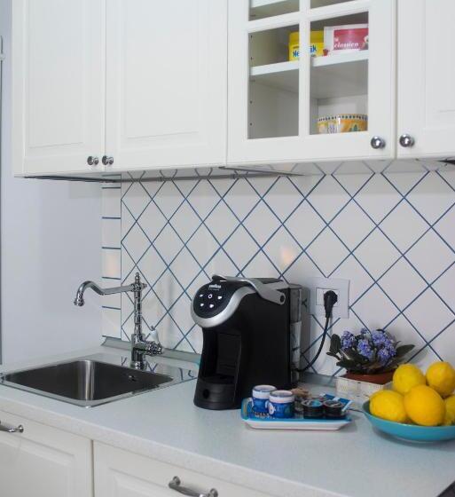 غرفة عائلية, B&b Umberto