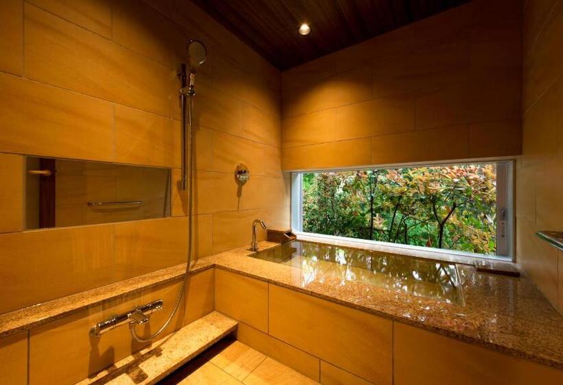 Номер Стандарт, Grand Bach Atami Crescendo