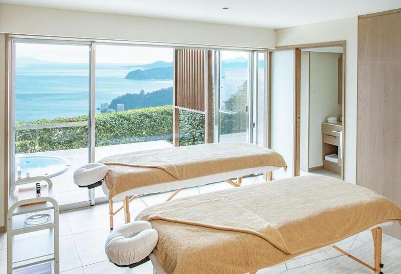 Номер Deluxe, Grand Bach Atami Crescendo