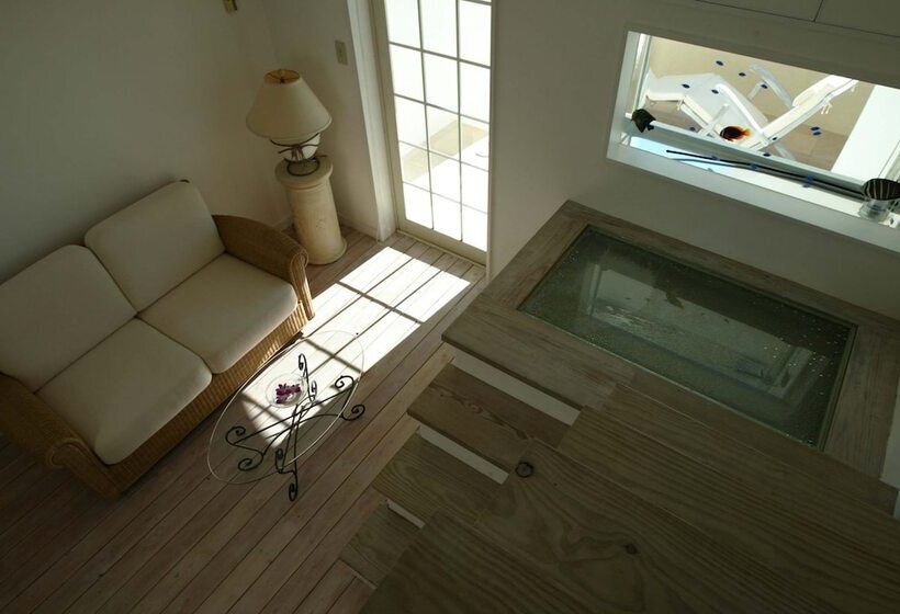 جناح, Resort Hotel Corte Largo Izu Kogen