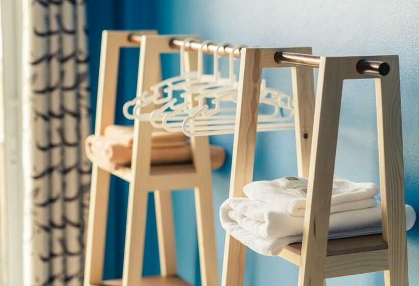 غرفة قياسية مزوَّدة بشُرفة, Sweet Dreams