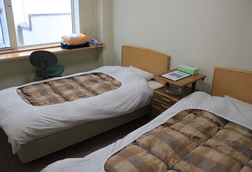 اتاق استاندارد با سرویس بهداشتی مشترک, Ryokan Yamaichi