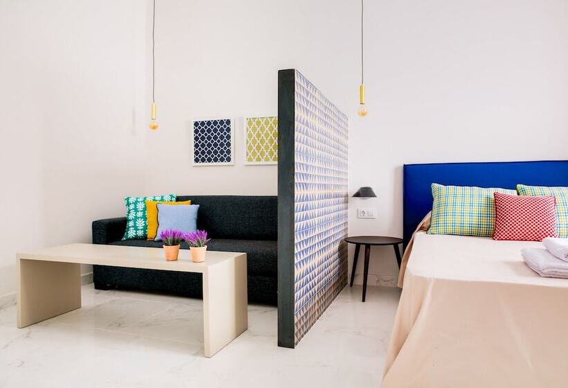 اتاق استاندارد چهار تخته, Urban Vida Juderia