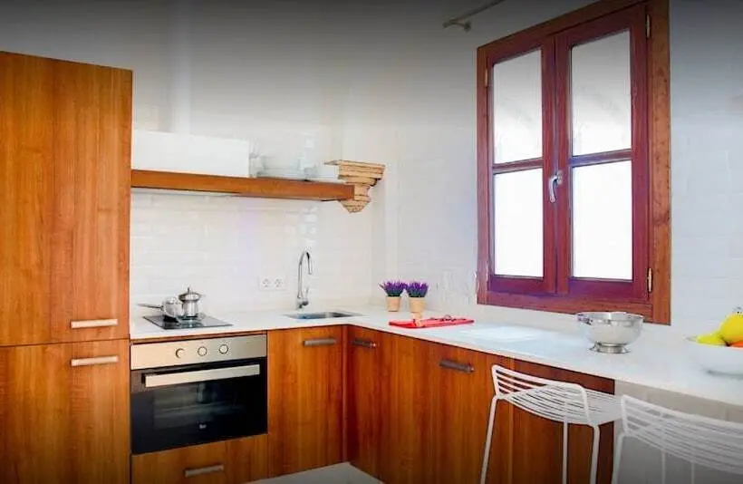 استودیوی استاندارد, Urban Vida Juderia