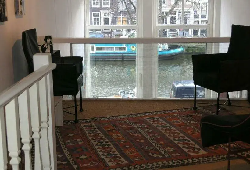 Sviitti, B&b Singel 100