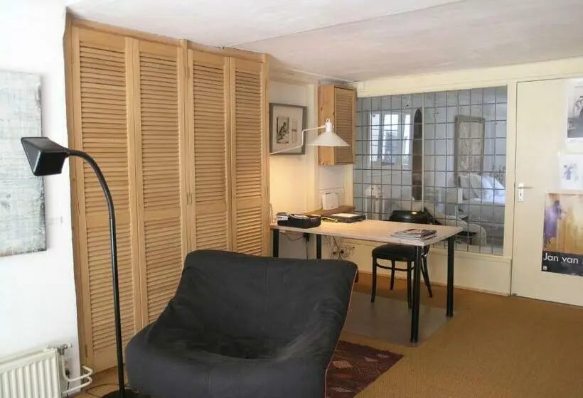 Sviitti, B&b Singel 100