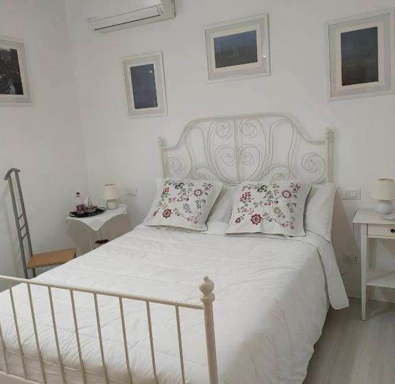 اتاق استاندارد یک نفره, Venice Home