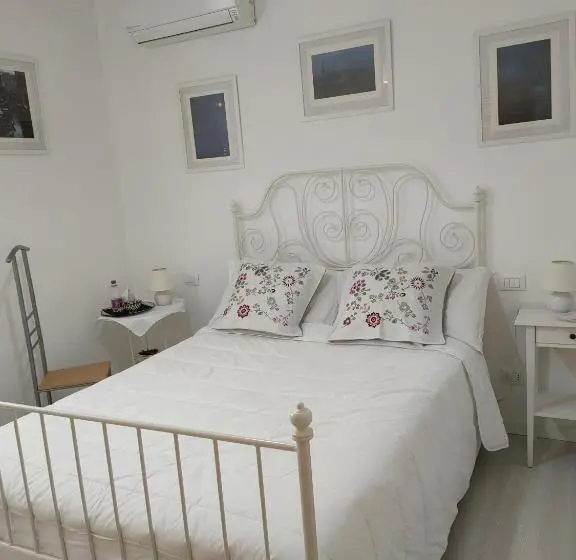 اتاق استاندارد یک نفره, Venice Home