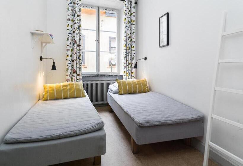기본 룸 공용 욕실, Castanea Old Town Hostel