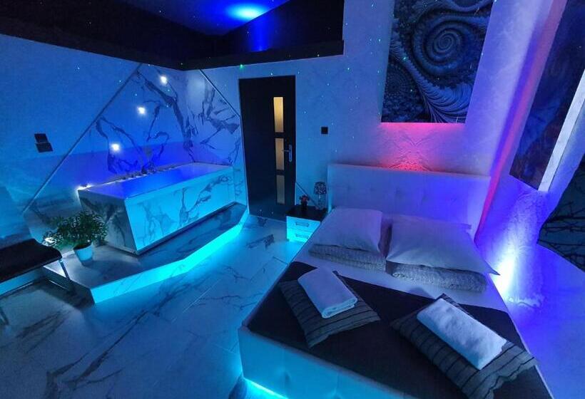 Студия Стандарт, Apartament Z Jacuzzi Kraków Rynek