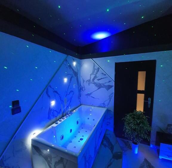 Студия Стандарт, Apartament Z Jacuzzi Kraków Rynek