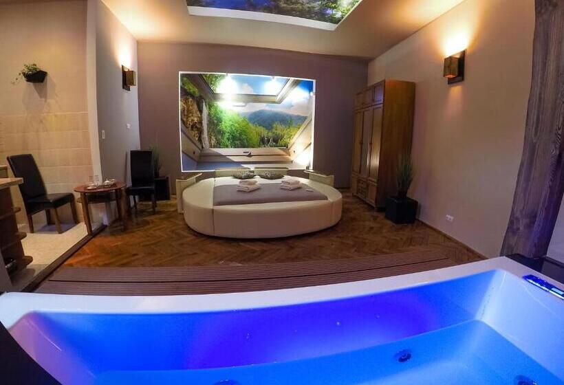 Люкс с гидромассажем, Apartament Z Jacuzzi Kraków Rynek