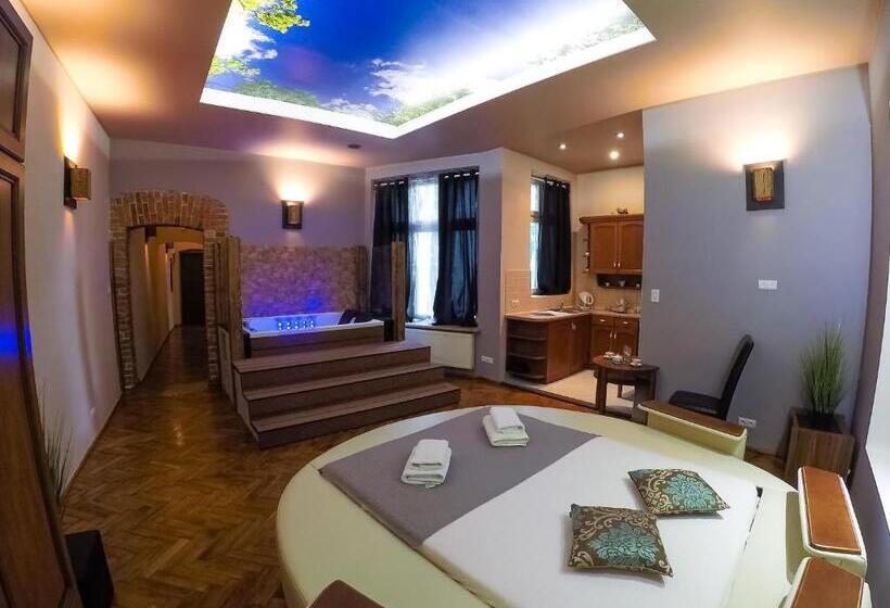 Люкс с гидромассажем, Apartament Z Jacuzzi Kraków Rynek