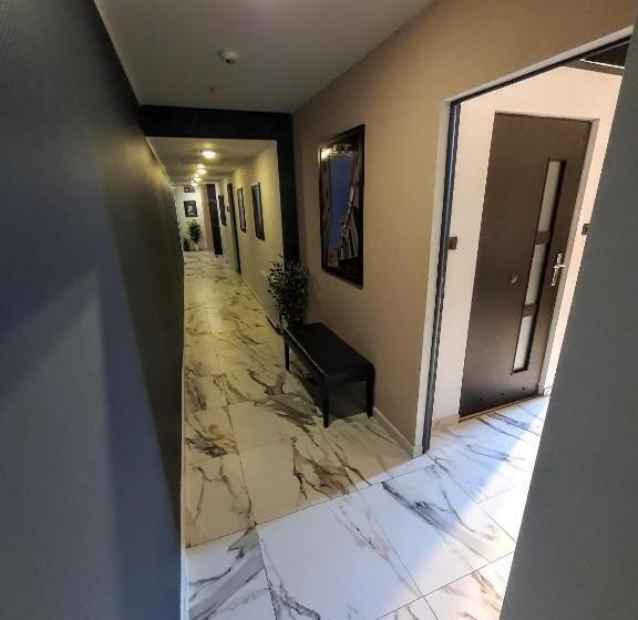 Люкс Повышенной Комфортности, Apartament Z Jacuzzi Kraków Rynek