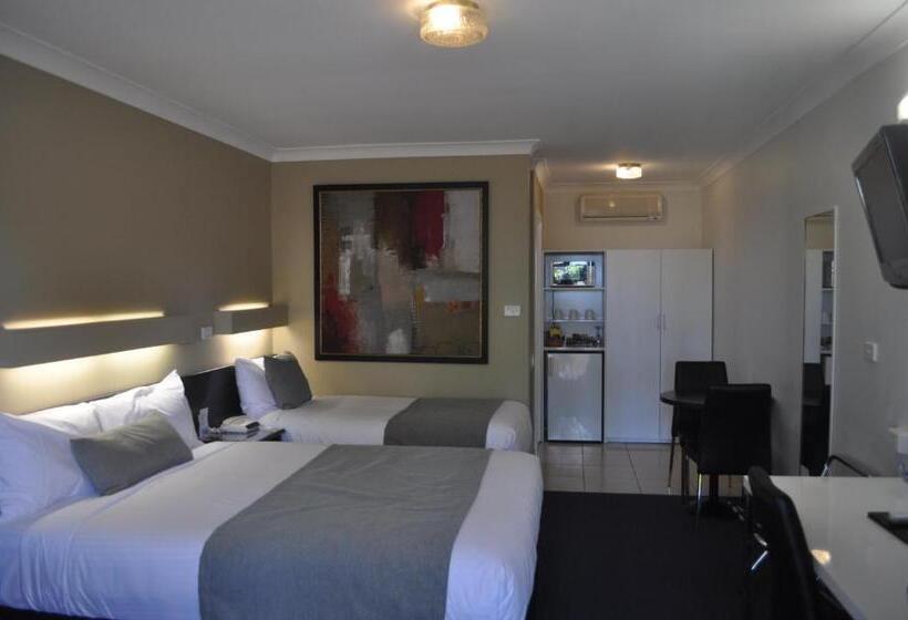 غرفة ديلوكس, In Town Motor Inn